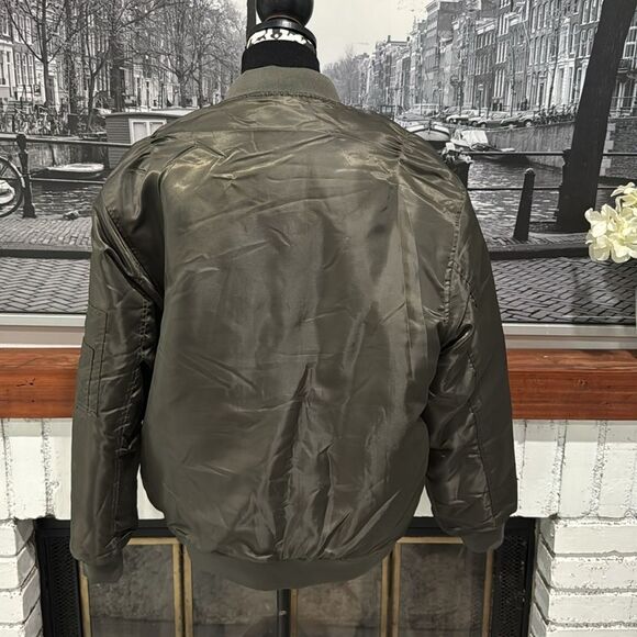 Forever 21 Men's Bomber Puffer Jacket Full Zip Medium Army Green - Picture 2 of 8